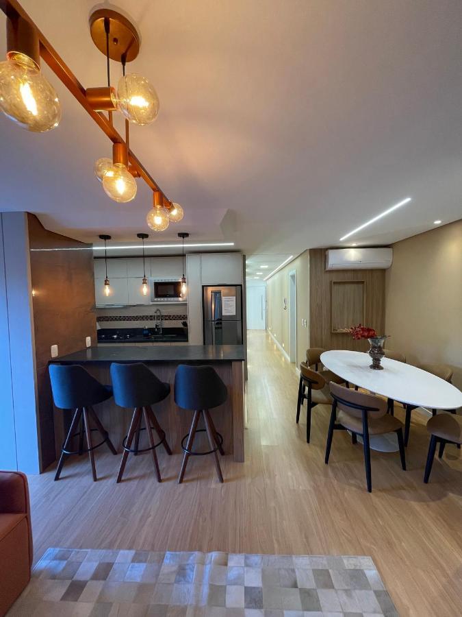 Apartamento Espetacular, 2 Suites, A 30M Da Rua Coberta Gramado Exterior photo