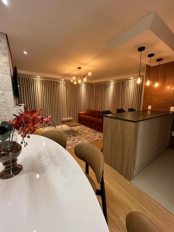 Apartamento Espetacular, 2 Suites, A 30M Da Rua Coberta Gramado Exterior photo