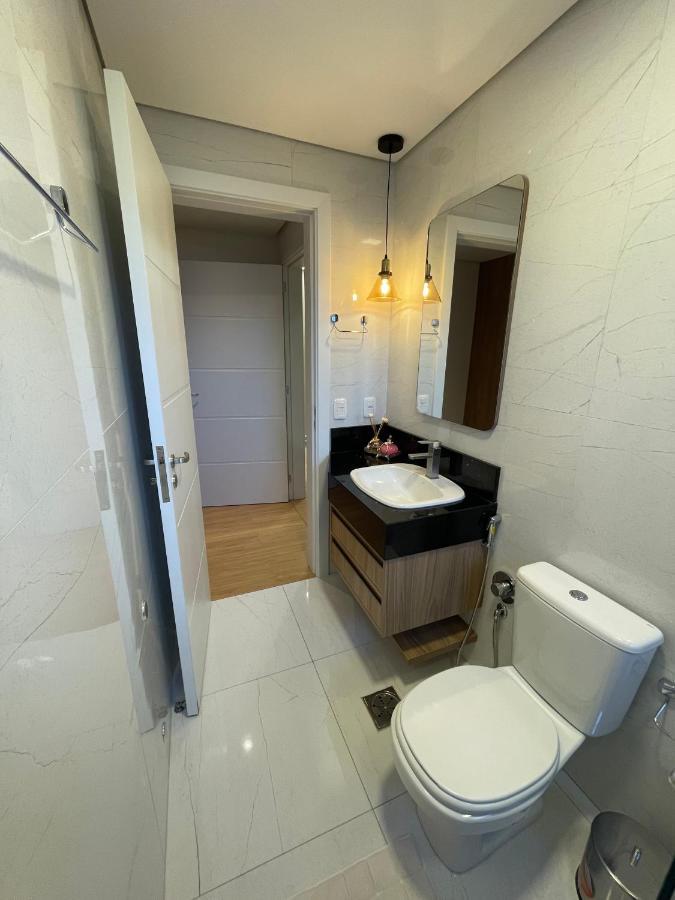 Apartamento Espetacular, 2 Suites, A 30M Da Rua Coberta Gramado Exterior photo