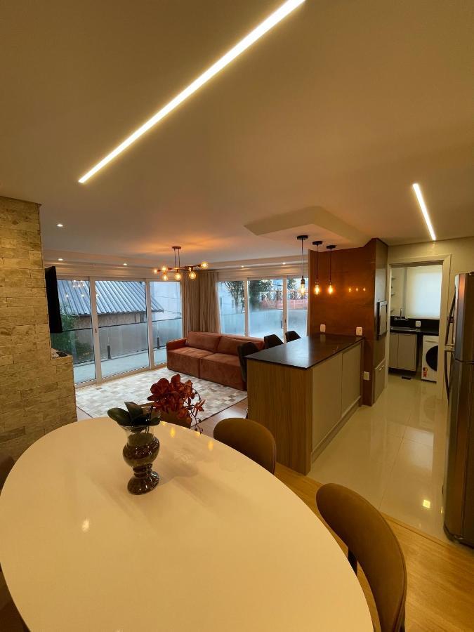 Apartamento Espetacular, 2 Suites, A 30M Da Rua Coberta Gramado Exterior photo